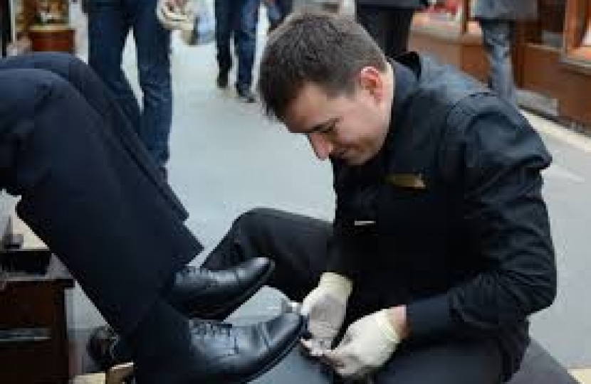 SHOE SHINE